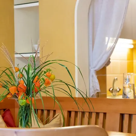 Intica Aparthotel